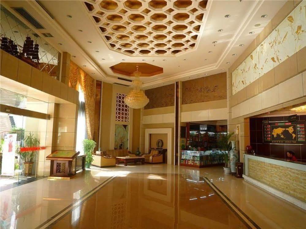 Guilin Lifeng Hotel Экстерьер фото