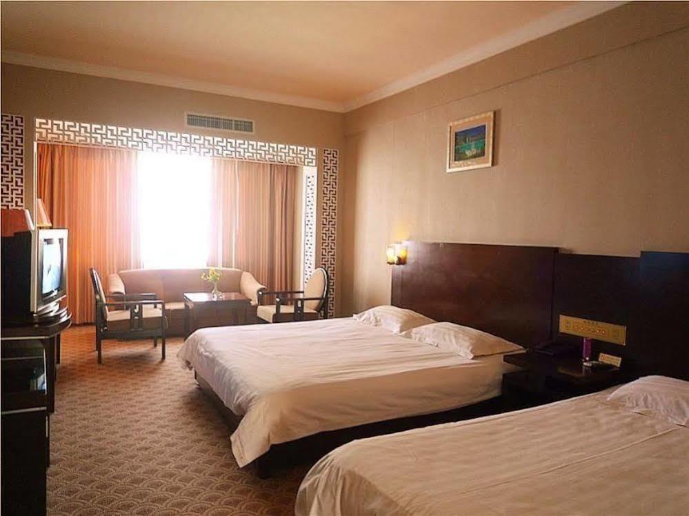 Guilin Lifeng Hotel Экстерьер фото